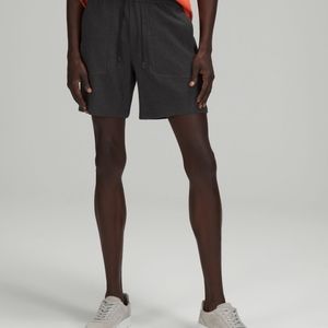 Lululemon At ease shorts 7". Black